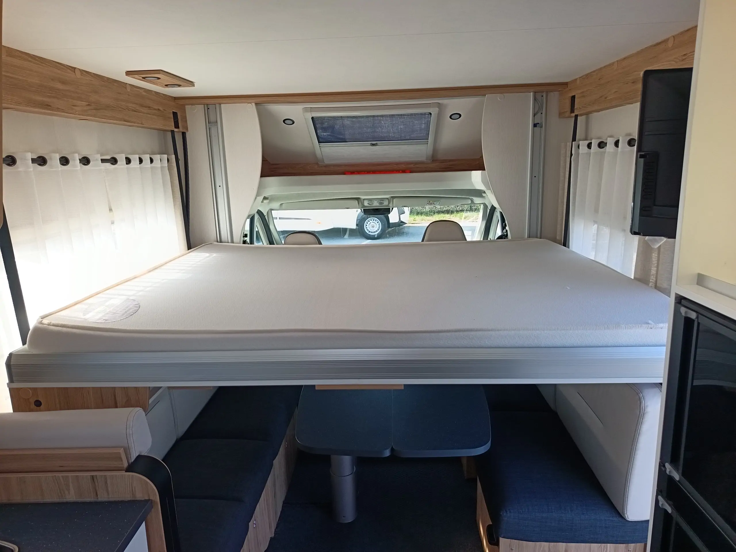 Image BAVARIA NOMADE 696D